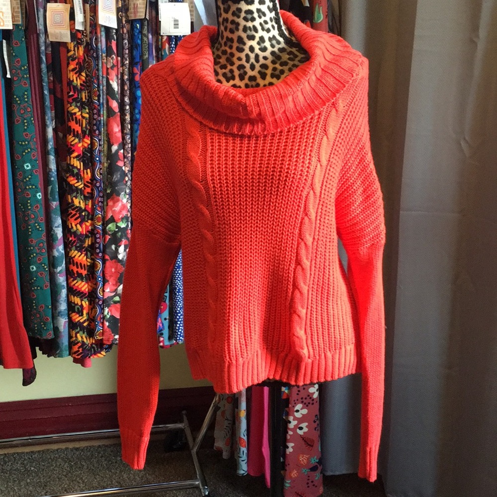 Melon color, turtle neck